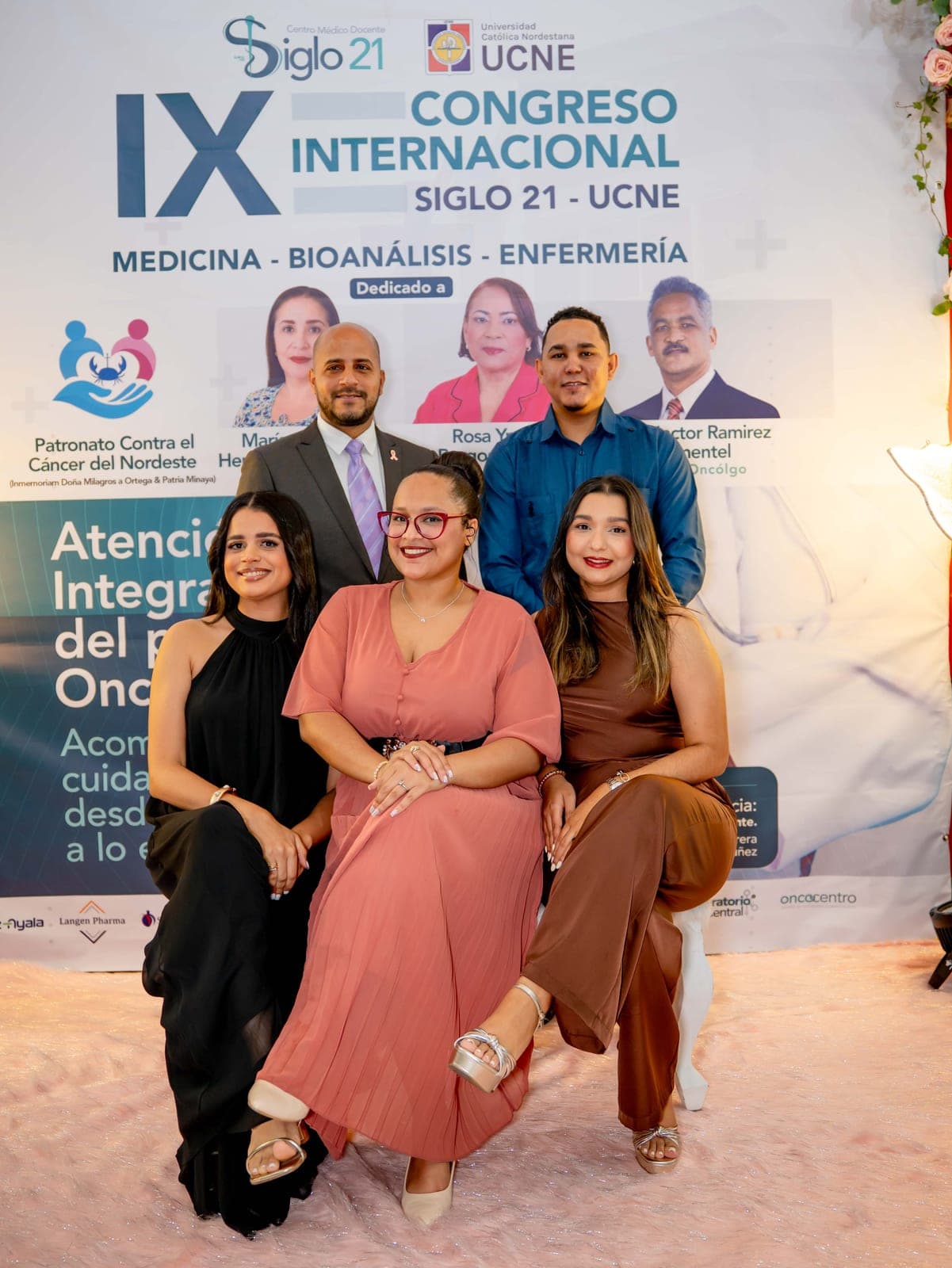 Foto 21 de IX Congreso Internacional Siglo 21–UCNE: acompañar, cuidar y sanar al paciente oncológico