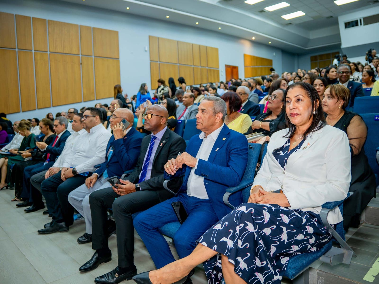 Foto 24 de IX Congreso Internacional Siglo 21–UCNE: acompañar, cuidar y sanar al paciente oncológico