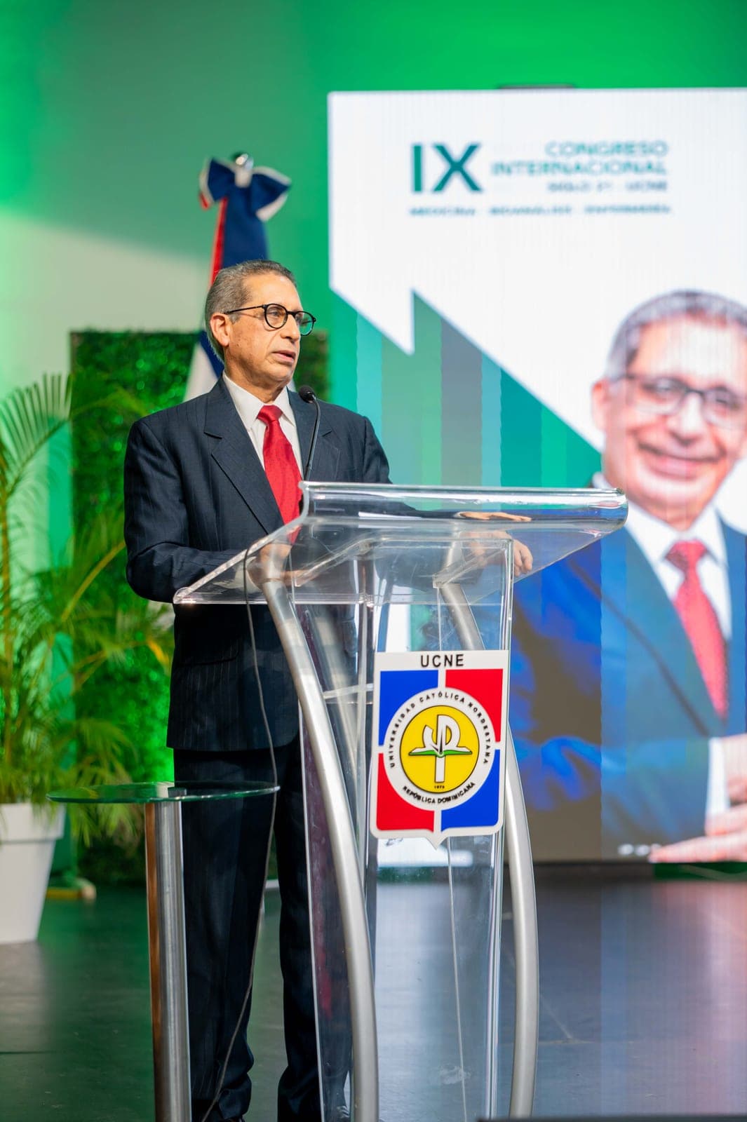 Foto 50 de IX Congreso Internacional Siglo 21–UCNE: acompañar, cuidar y sanar al paciente oncológico