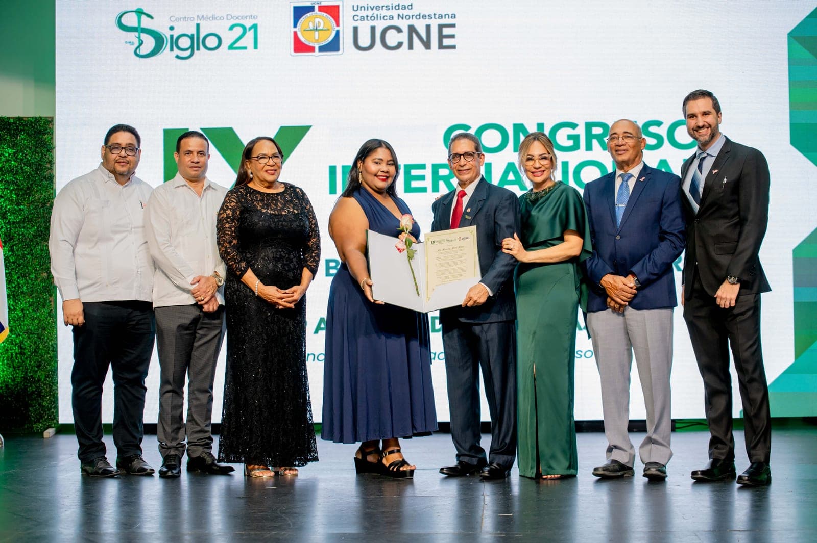 Foto 62 de IX Congreso Internacional Siglo 21–UCNE: acompañar, cuidar y sanar al paciente oncológico