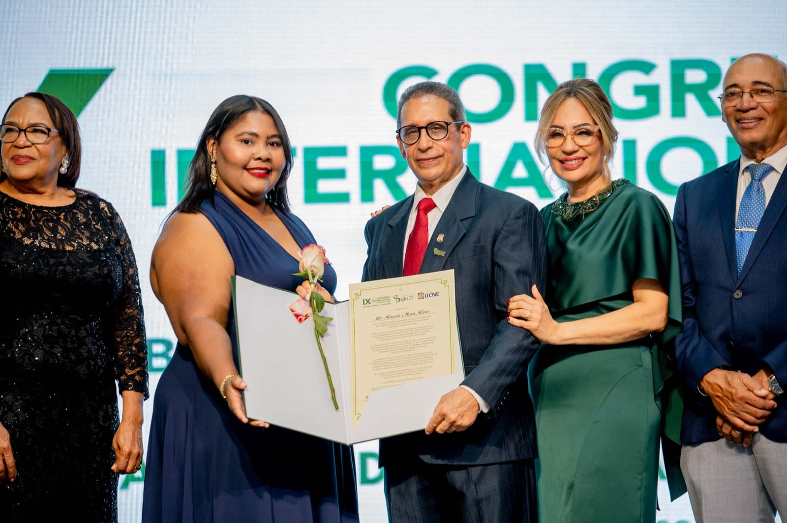 Foto 63 de IX Congreso Internacional Siglo 21–UCNE: acompañar, cuidar y sanar al paciente oncológico