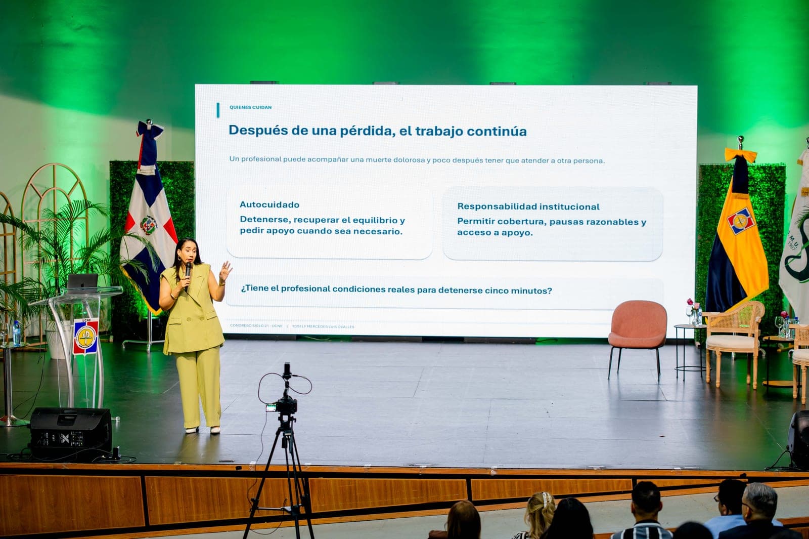 Foto 100 de IX Congreso Internacional Siglo 21–UCNE: acompañar, cuidar y sanar al paciente oncológico