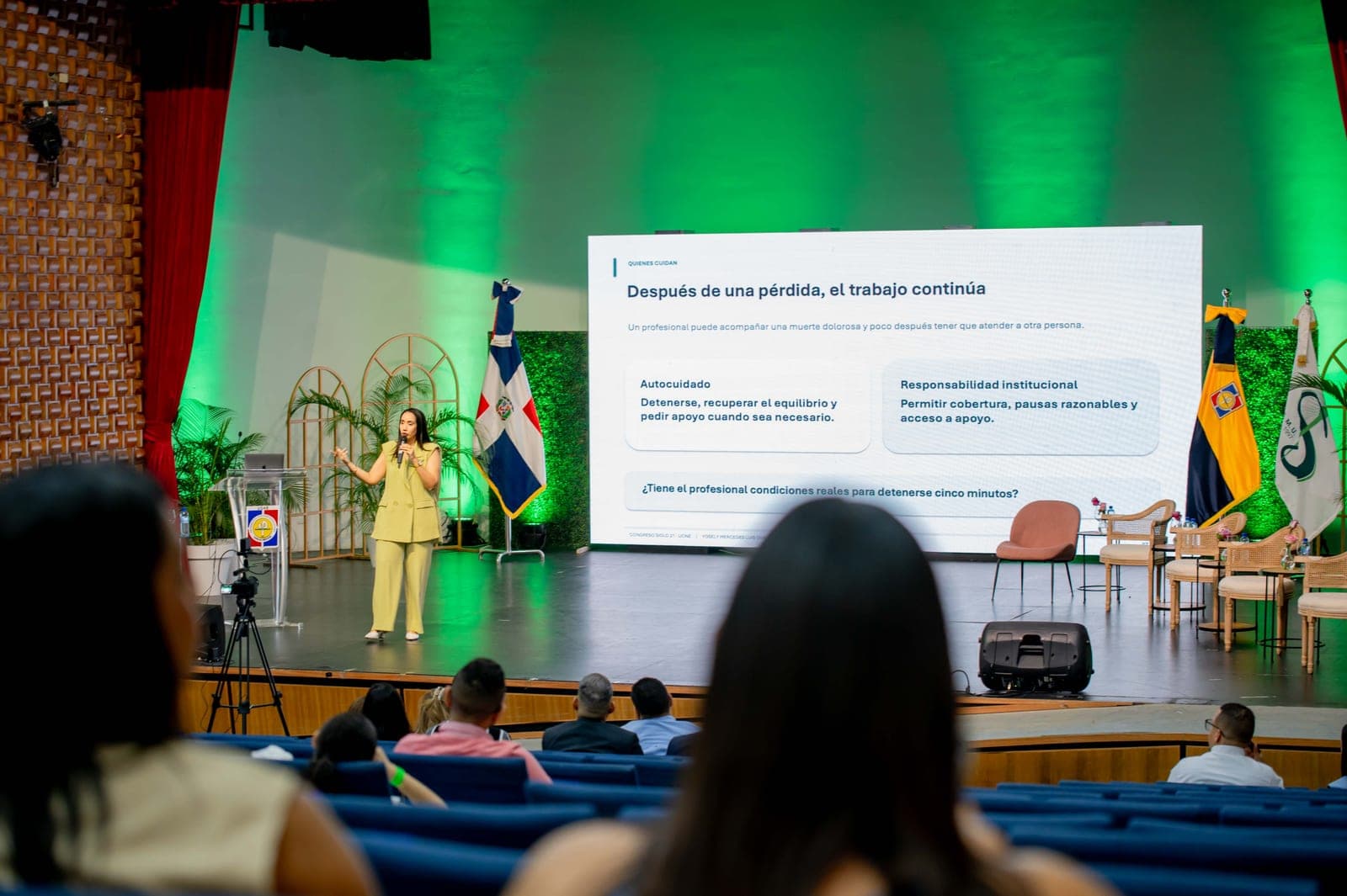 Foto 101 de IX Congreso Internacional Siglo 21–UCNE: acompañar, cuidar y sanar al paciente oncológico